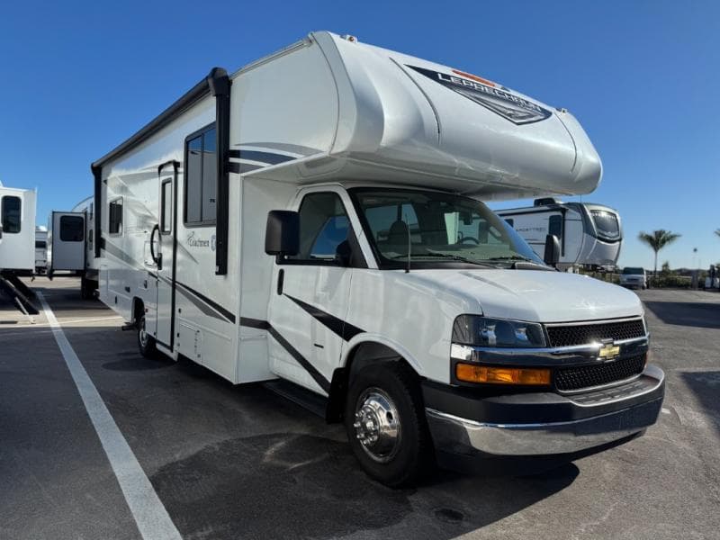 2024 Coachmen Leprechaun 270QB Chevy