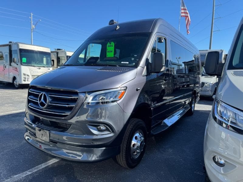 2026 Midwest Automotive Designs 2026 Midwest Automotive Designs Passage - thumbnail 3