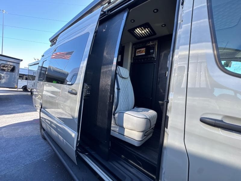 2026 Midwest Automotive Designs 2026 Midwest Automotive Designs Passage - thumbnail 6