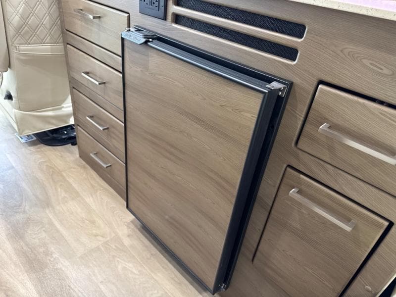 2026 Midwest Automotive Designs 2026 Midwest Automotive Designs Passage - thumbnail 12