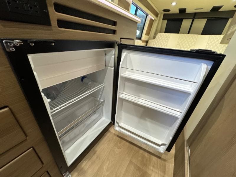 2026 Midwest Automotive Designs 2026 Midwest Automotive Designs Passage - thumbnail 13