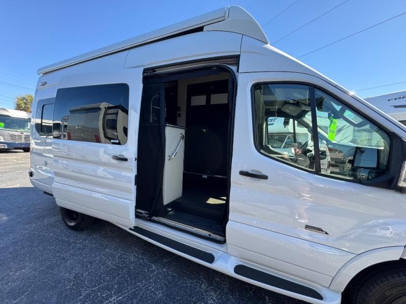 2026 Midwest Automotive Designs 2026 Midwest Automotive Designs Passage - thumbnail 6