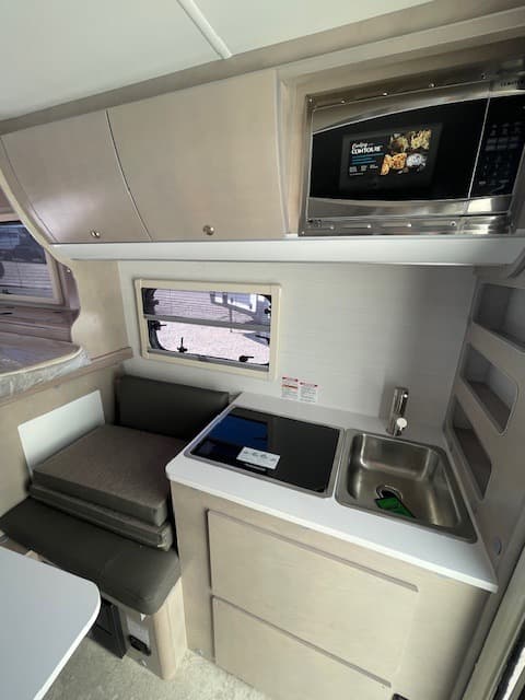 2026 nuCamp 2026 nuCamp Cirrus - thumbnail 6