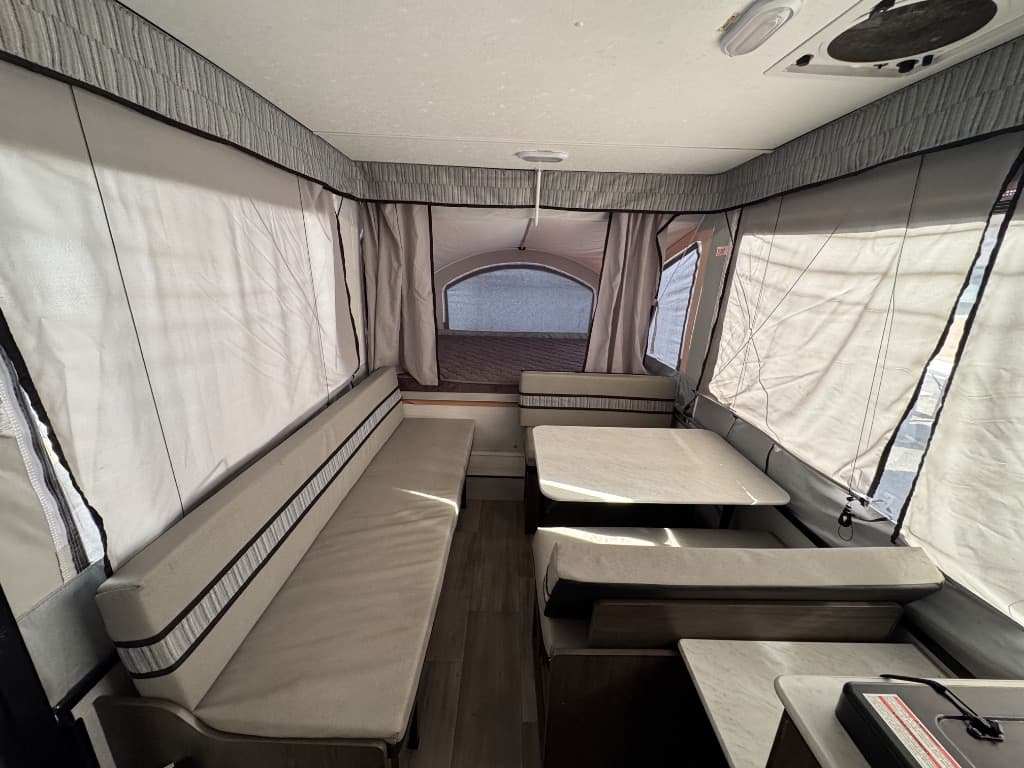 2022 Coachmen 2022 Coachmen Clipper - thumbnail 10