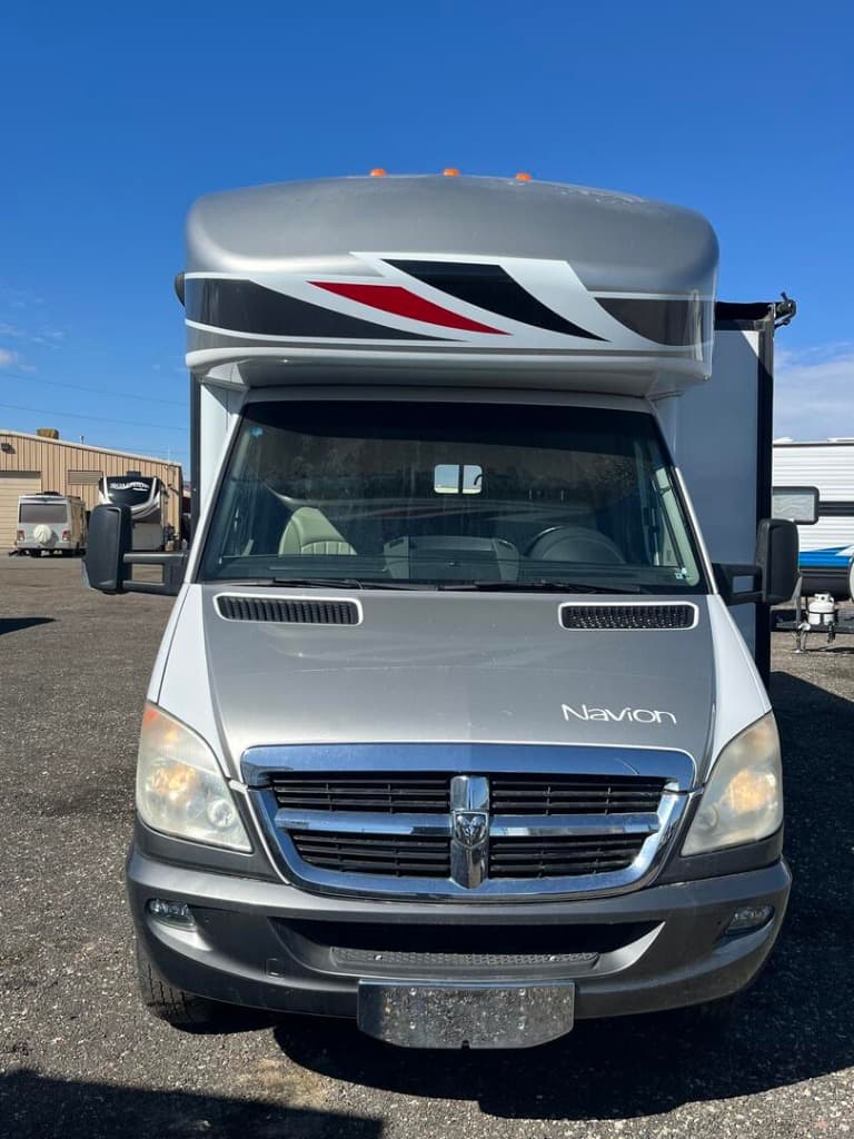 2010 Itasca 2010 Itasca Navion - thumbnail 2