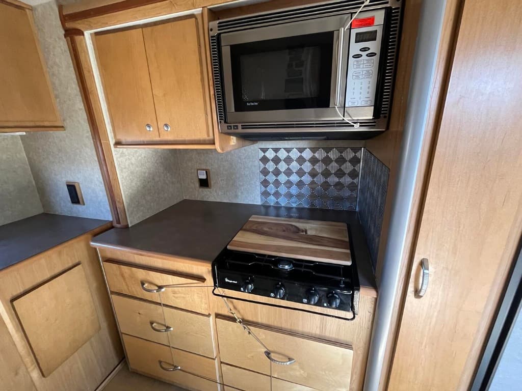 2010 Itasca 2010 Itasca Navion - thumbnail 9