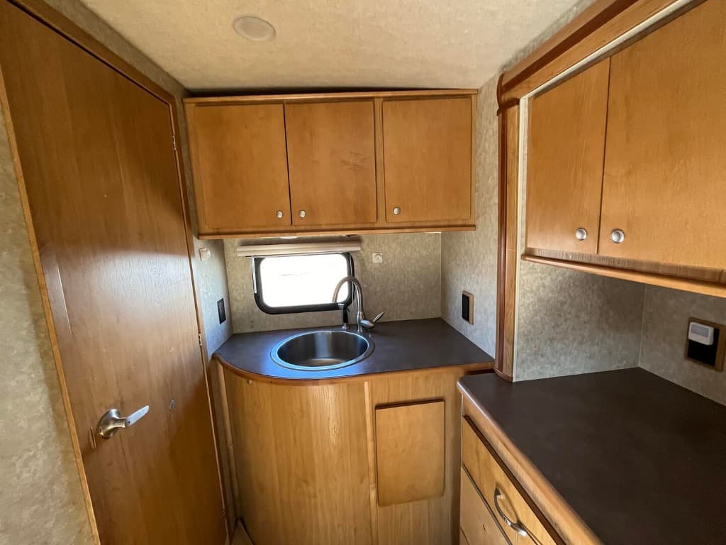 2010 Itasca 2010 Itasca Navion - thumbnail 10