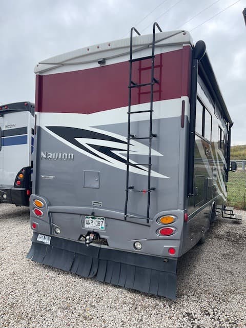 2015 Winnebago 2015 Winnebago Navion - thumbnail 4