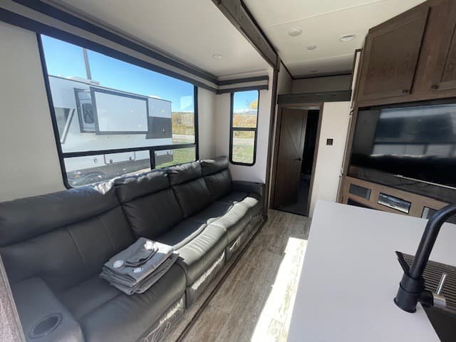 2022 Forest River 2022 Forest River XLR Nitro - thumbnail 5