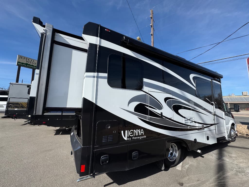 2018 Renegade RV 2018 Renegade RV Vienna - thumbnail 5