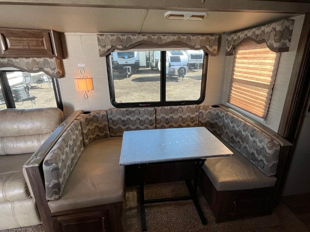 2017 Keystone RV 2017 Keystone RV Cougar - thumbnail 9