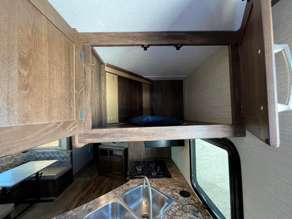 2017 Keystone RV 2017 Keystone RV Cougar - thumbnail 13