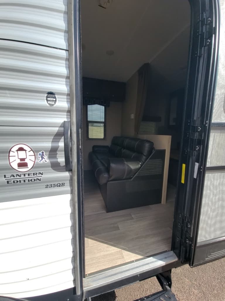 2017 Keystone 2017 Keystone Coleman Lantern - thumbnail 8