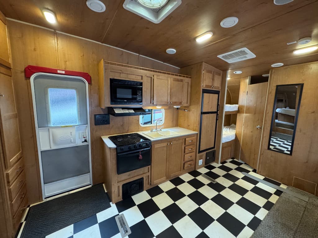 2017 Riverside RV 2017 Riverside RV Retro - thumbnail 7