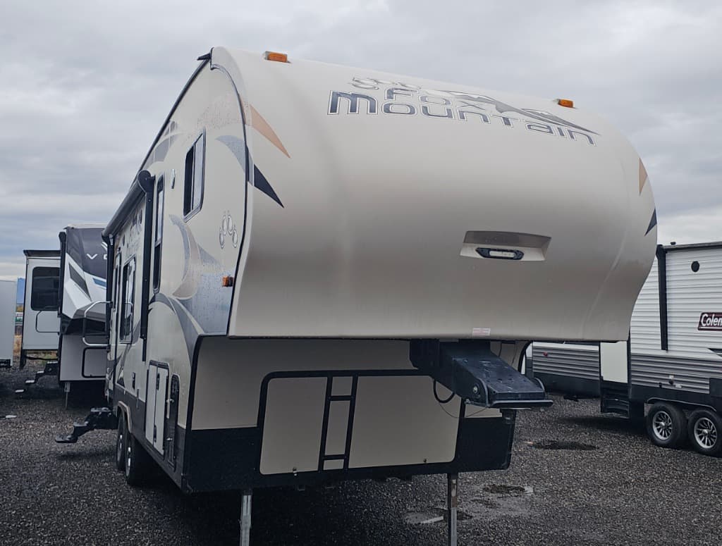 2018 Northwood Fox Mountain 255RKS