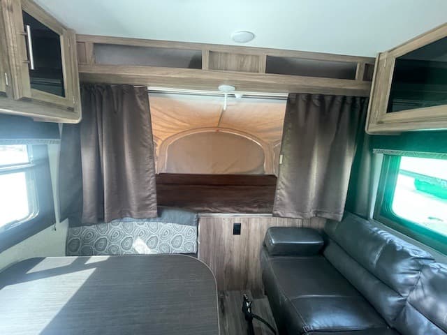 2018 Jayco 2018 Jayco Jay Feather - thumbnail 9