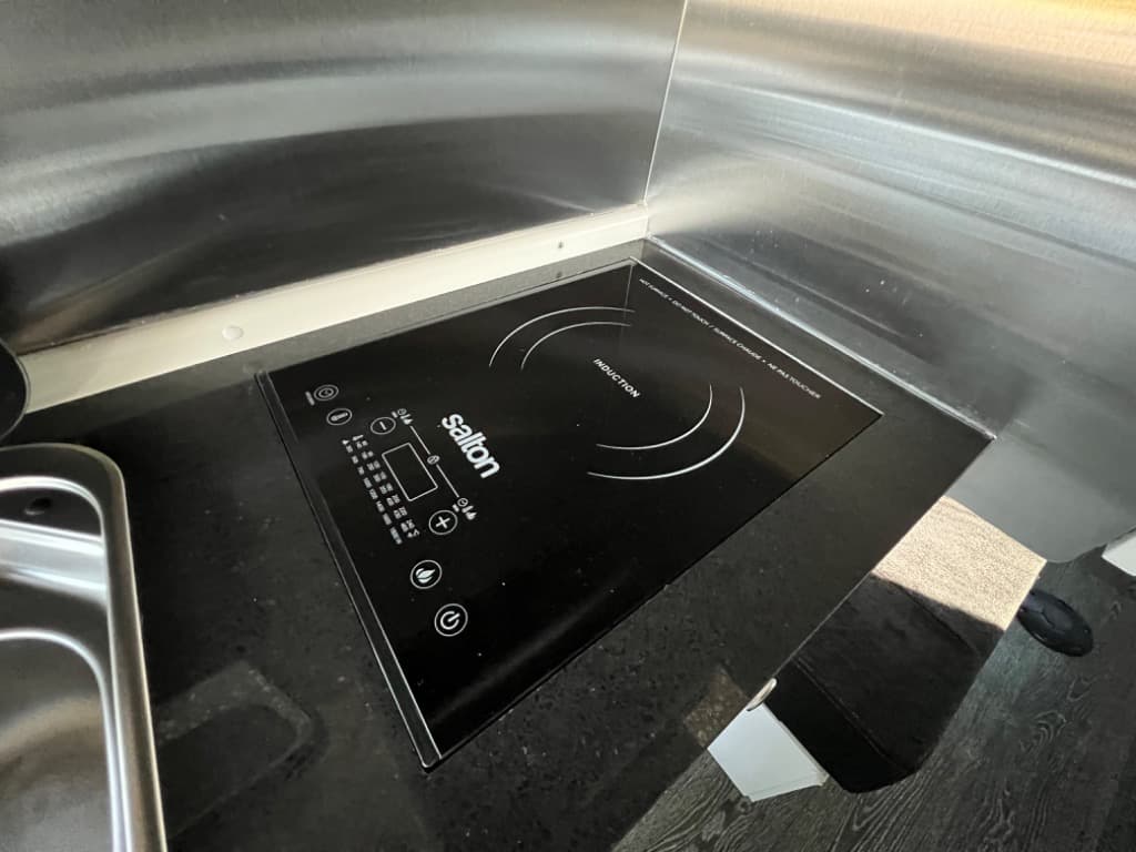 2018 Roadtrek 2018 Roadtrek Thor Motor Coach Zion - thumbnail 9