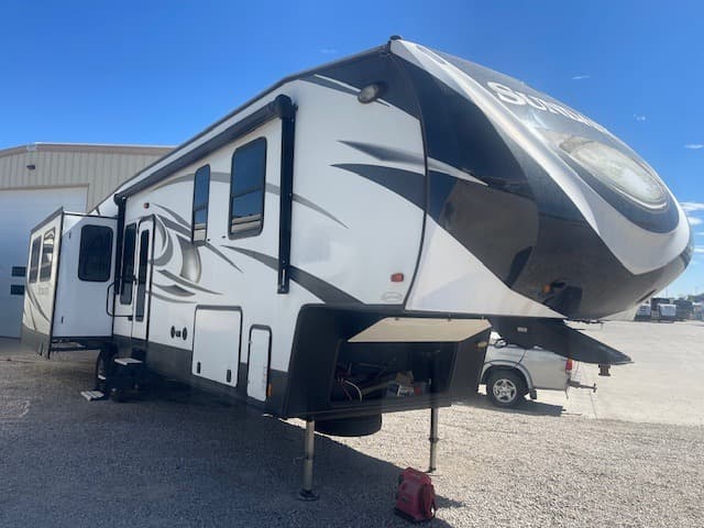 2018 Heartland RV Sundance 3710MB
