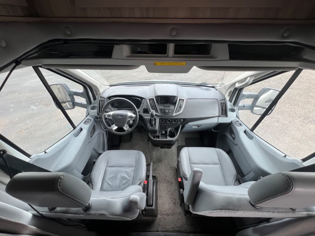 2018 Coach House 2018 Coach House Platinum III - thumbnail 12