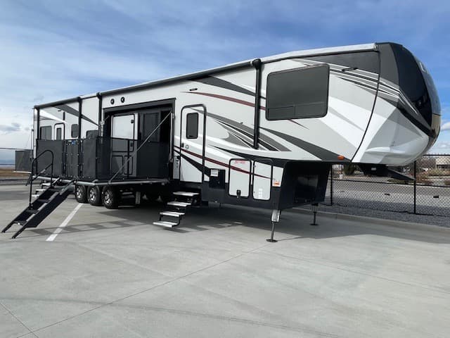 2019 Heartland RV Cyclone CY 4270