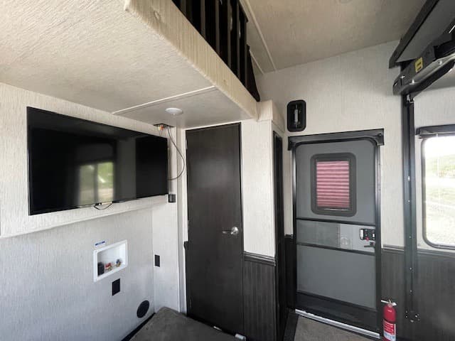 2019 Heartland RV 2019 Heartland RV Cyclone - thumbnail 19