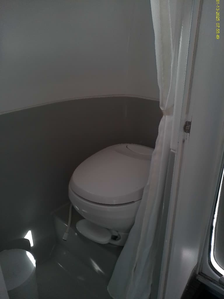 2019 Airstream 2019 Airstream Nest - thumbnail 11
