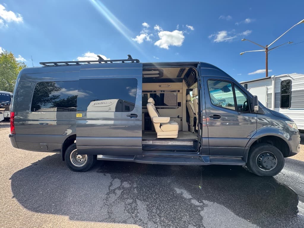 2019 Midwest Automotive Designs 2019 Midwest Automotive Designs Daycruiser - thumbnail 4