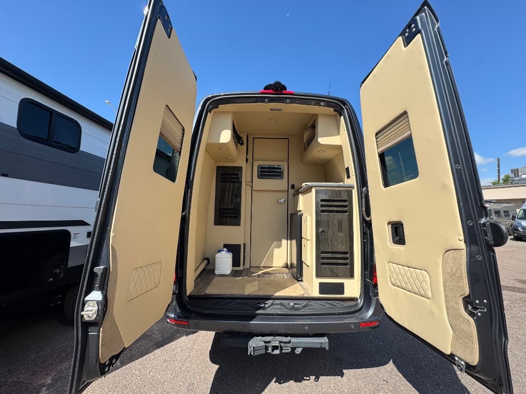 2019 Midwest Automotive Designs 2019 Midwest Automotive Designs Daycruiser - thumbnail 5