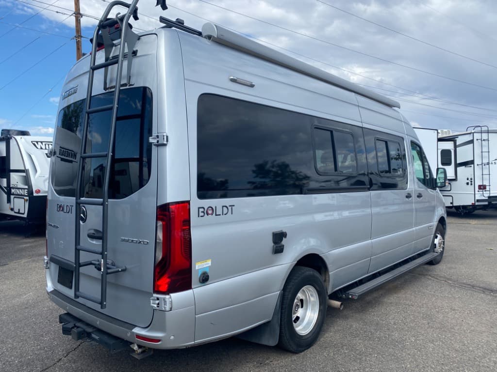 2020 Winnebago 2020 Winnebago Boldt - thumbnail 4