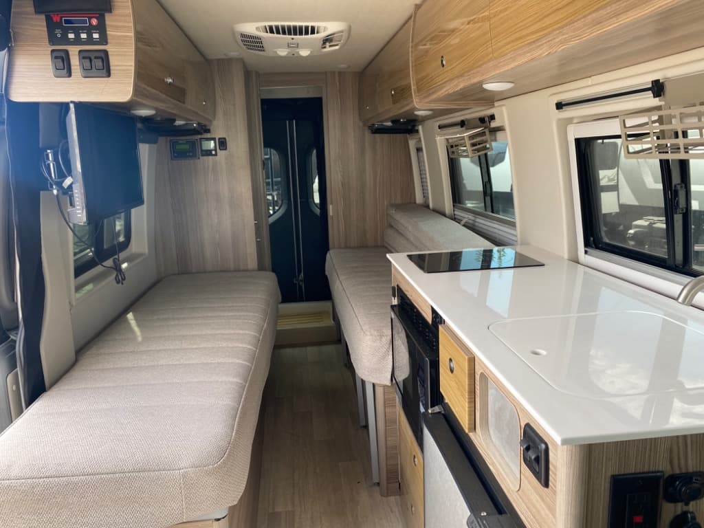 2020 Winnebago 2020 Winnebago Boldt - thumbnail 7