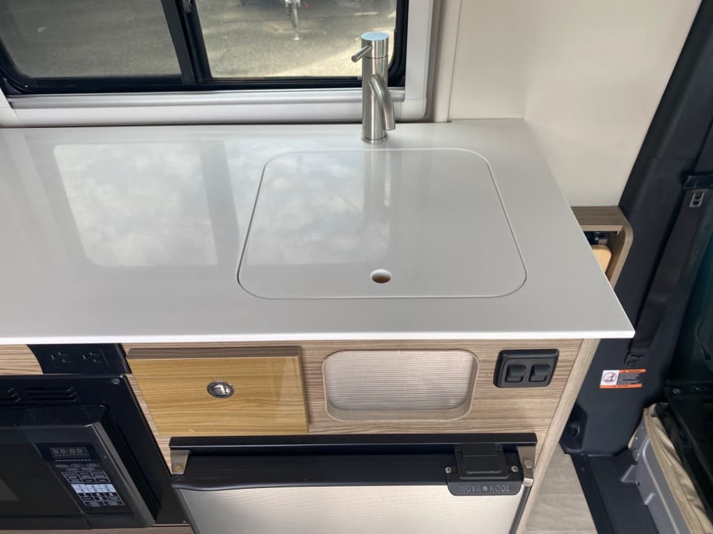 2020 Winnebago 2020 Winnebago Boldt - thumbnail 10