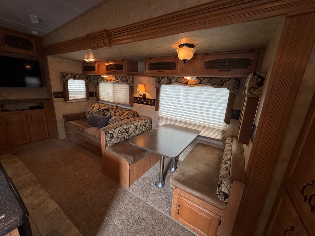 2009 Keystone 2009 Keystone Laredo - thumbnail 6