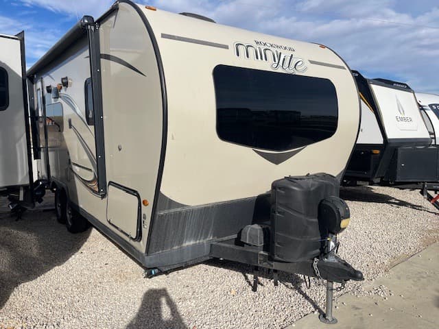 2020 Forest River Rockwood Mini Lite 2109S