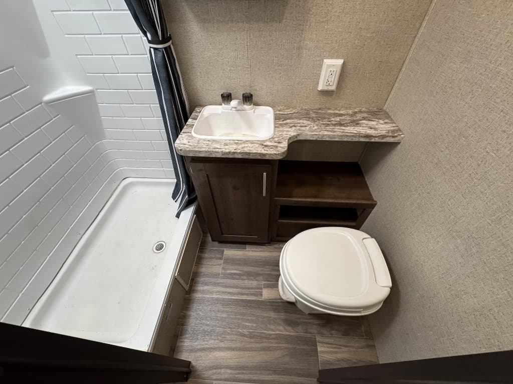 2020 Forest River 2020 Forest River Shasta - thumbnail 7