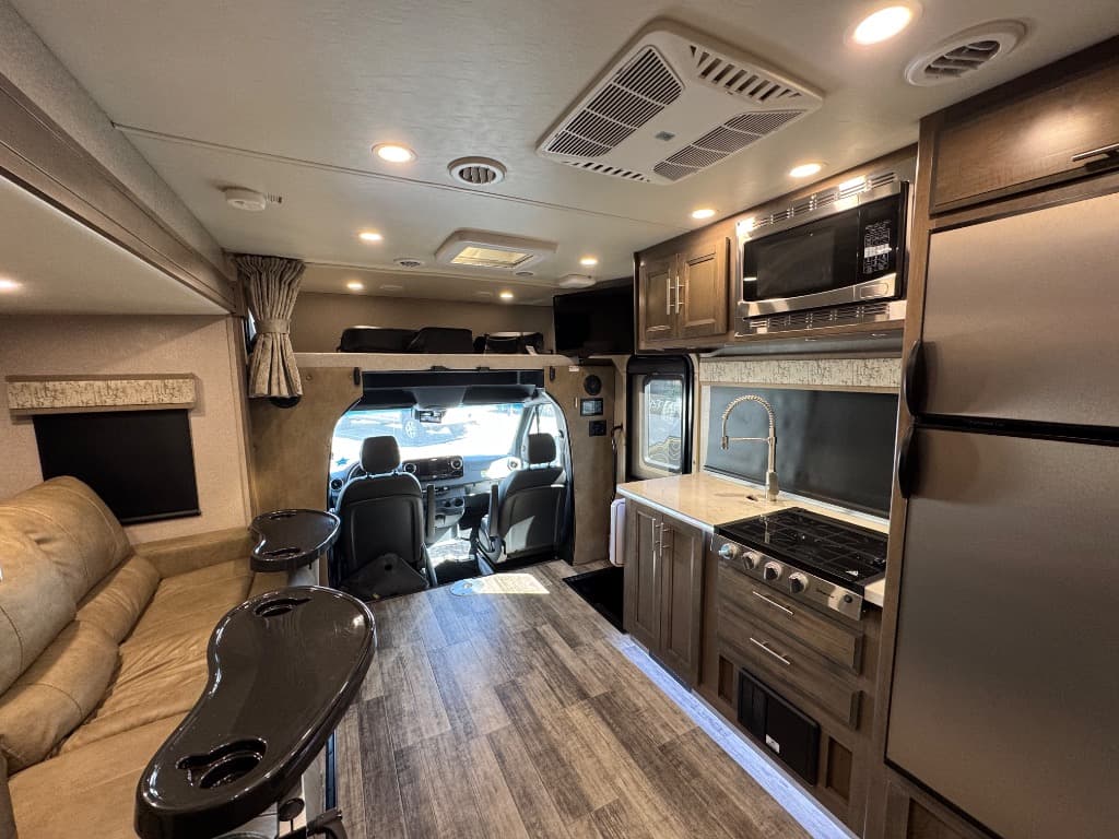 2021 Dynamax 2021 Dynamax Isata 3 - thumbnail 9