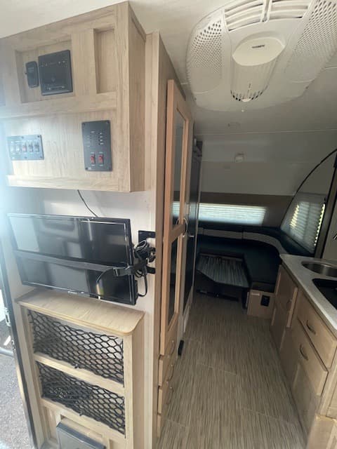2020 Forest River 2020 Forest River R-Pod - thumbnail 6