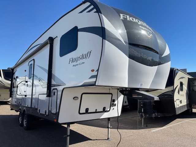 2021 Forest River Flagstaff 526RK