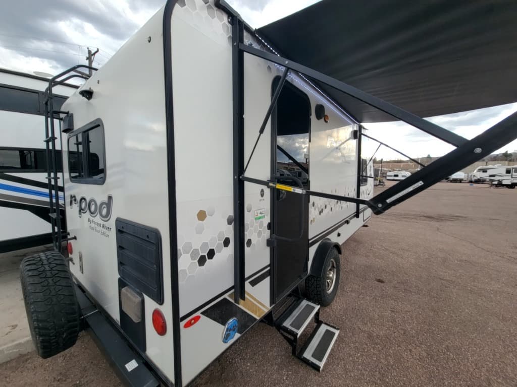 2021 Forest River 2021 Forest River R-pod - thumbnail 3