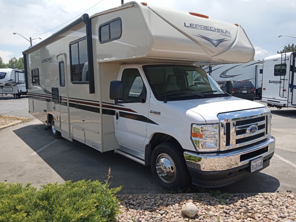 2022 Coachmen Leprechaun 270QB