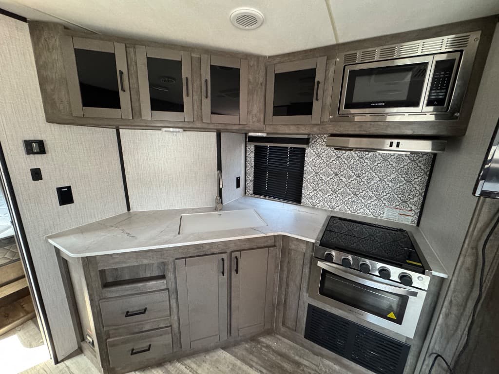 2021 Heartland RV 2021 Heartland RV North Trail - thumbnail 7