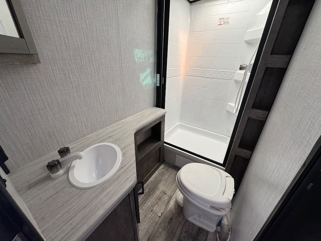 2021 Heartland RV 2021 Heartland RV North Trail - thumbnail 16