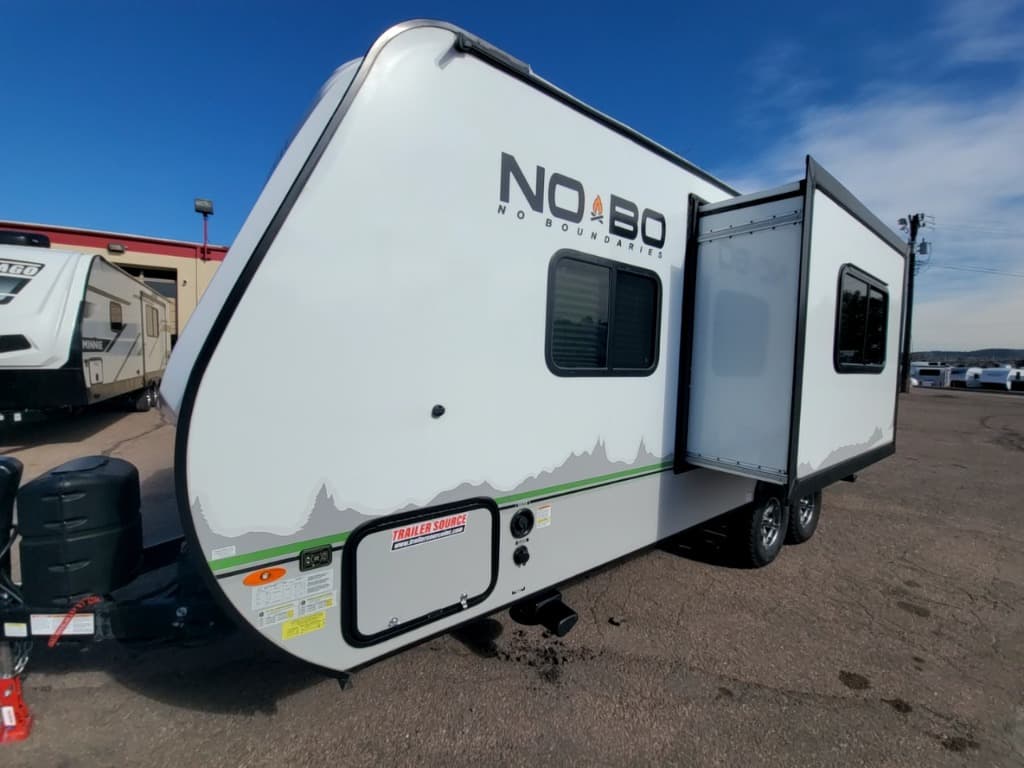 2021 Forest River 2021 Forest River No Boundaries - thumbnail 2