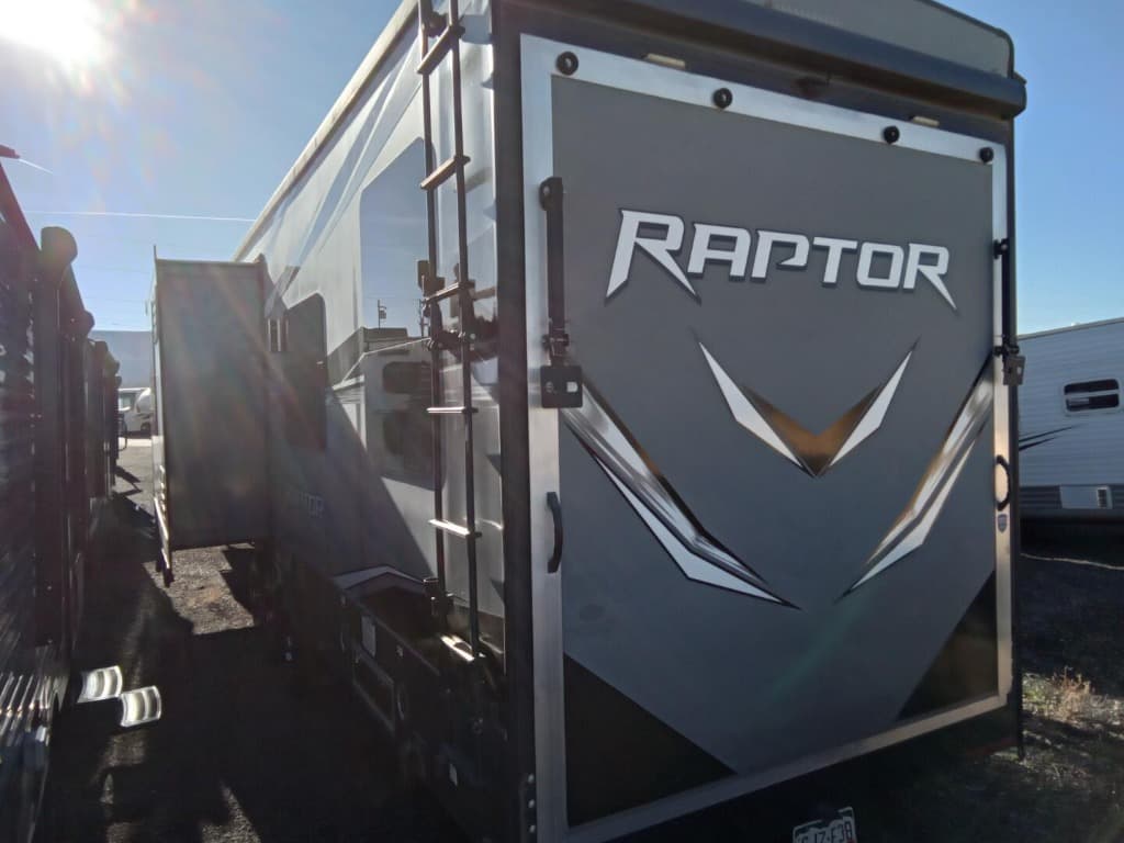 2021 Keystone 2021 Keystone Raptor - thumbnail 4