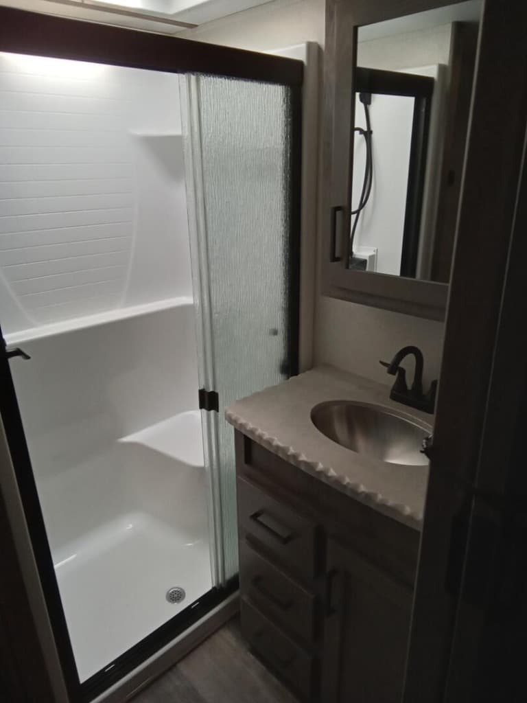 2021 Keystone 2021 Keystone Raptor - thumbnail 11