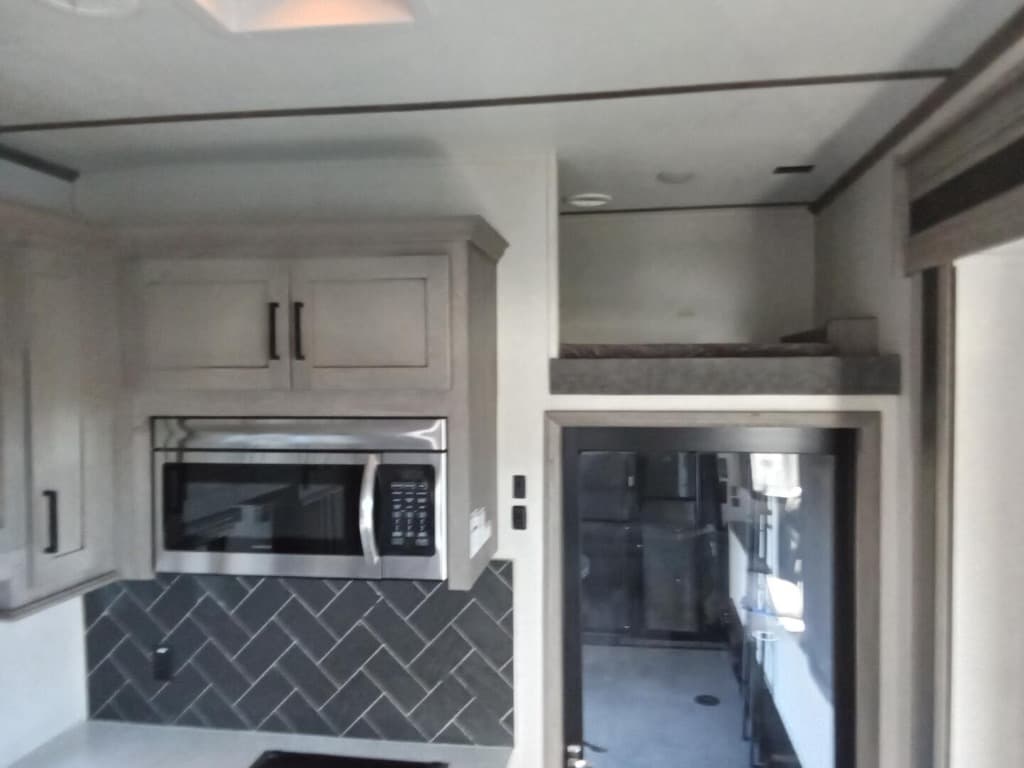 2021 Keystone 2021 Keystone Raptor - thumbnail 16