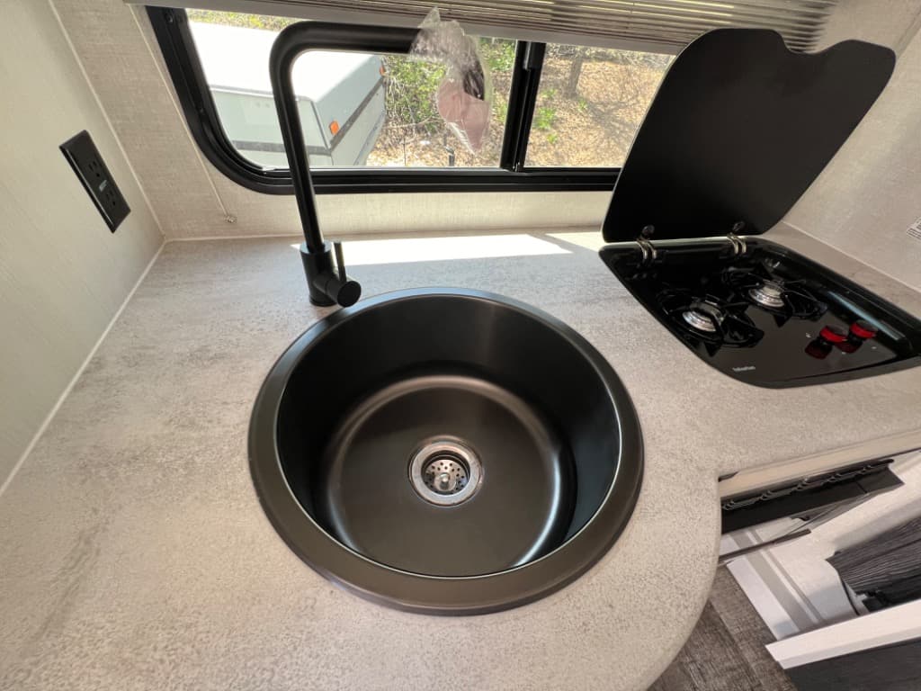 2021 Forest River 2021 Forest River R-Pod - thumbnail 12