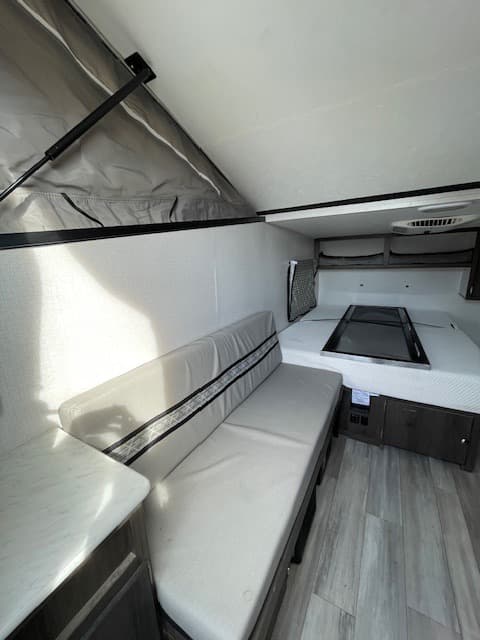 2022 Coachmen 2022 Coachmen V-Trec - thumbnail 6
