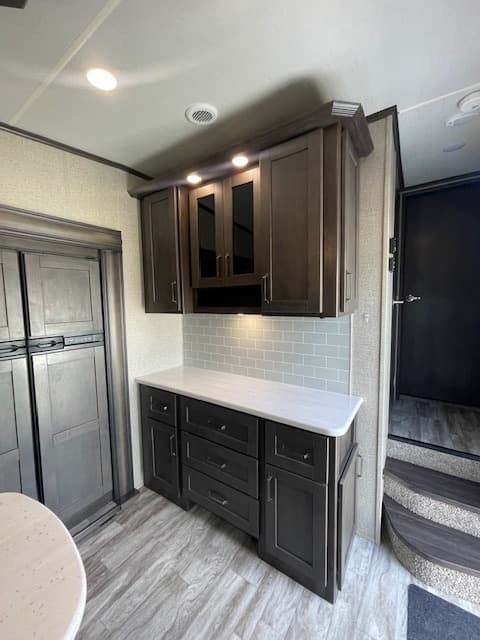 2022 Grand Design 2022 Grand Design Reflection - thumbnail 9