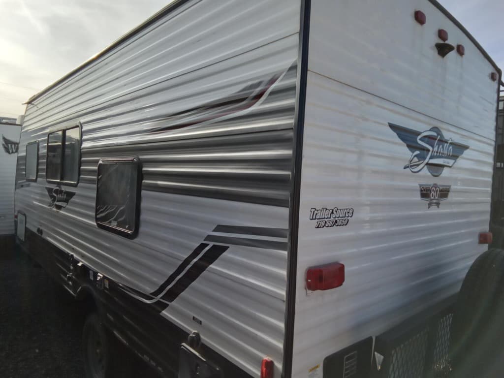 2022 Forest River 2022 Forest River Shasta - thumbnail 4