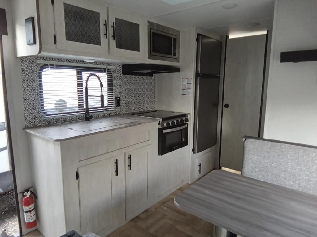 2022 Forest River 2022 Forest River Shasta - thumbnail 8